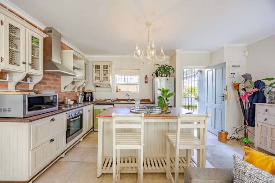 3 Bedroom Property for Sale in Kenilworth Western Cape